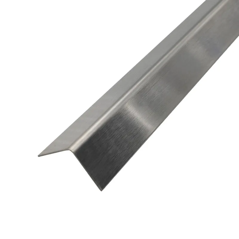 2646 – Acero Inoxidable Angulo Especial 30x30 Esmerilado